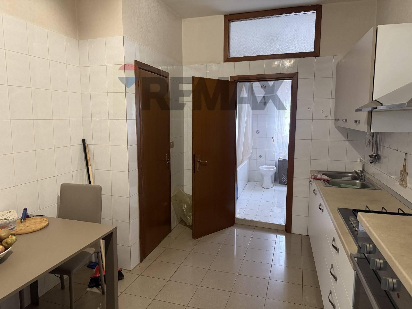 Trilocale in Via Guglielmo Marconi 118, San Nicandro Garganico