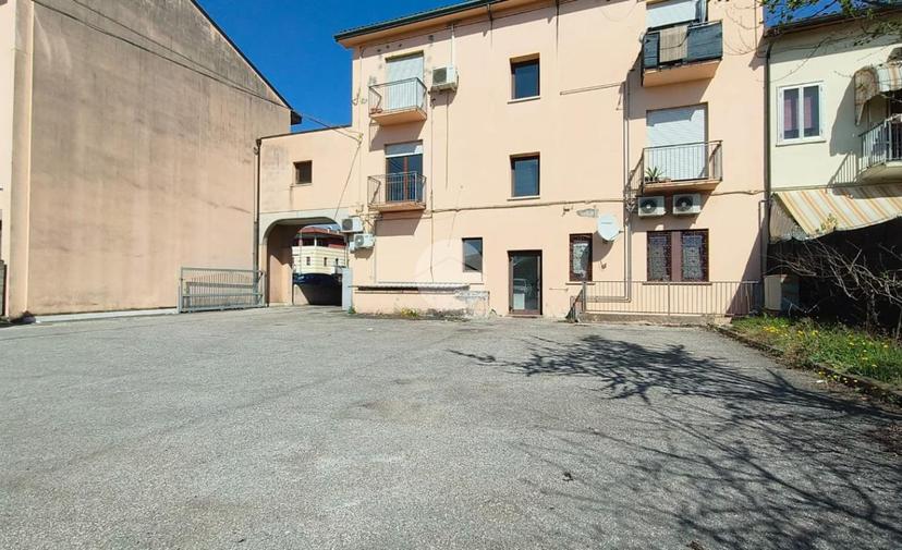 Trilocale in Via Strà 102, Caldiero — foto 5 di 5