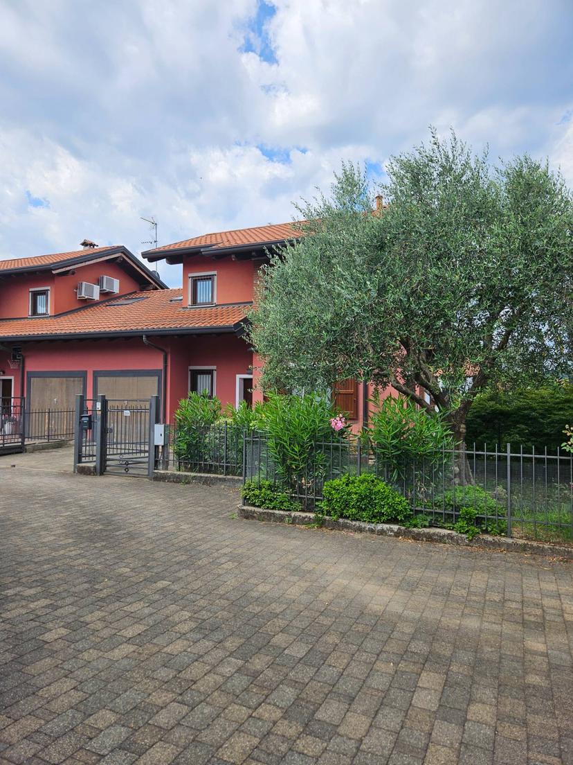 Villa in Via Brera 51/d, Varallo Pombia — foto 2 di 5