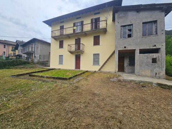 Villa plurifamiliare in Via Giovanni Busi Cariani 6, San Giovanni Bianco — foto 3 di 5