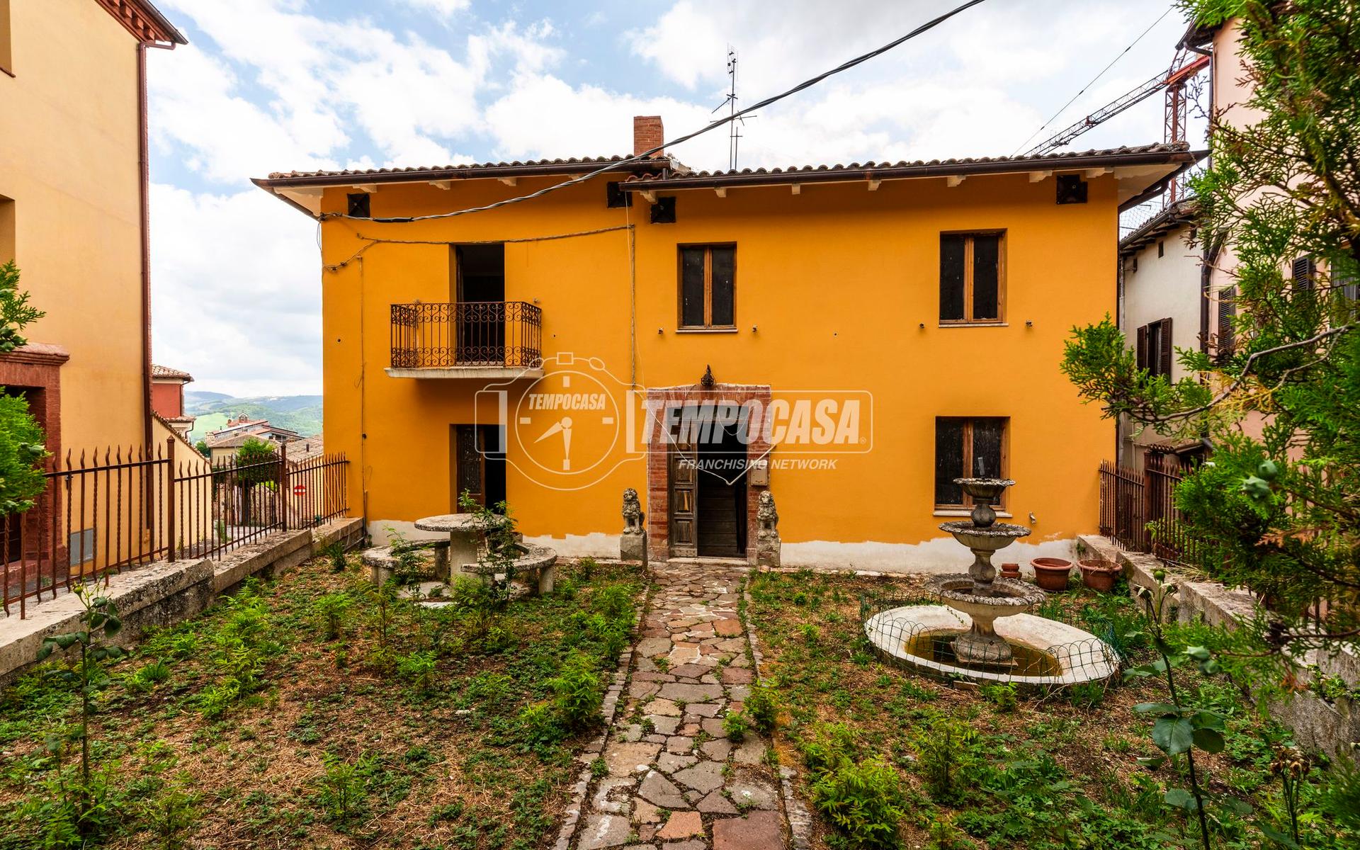 Appartamento in Via Medici Ansovino, Camerino