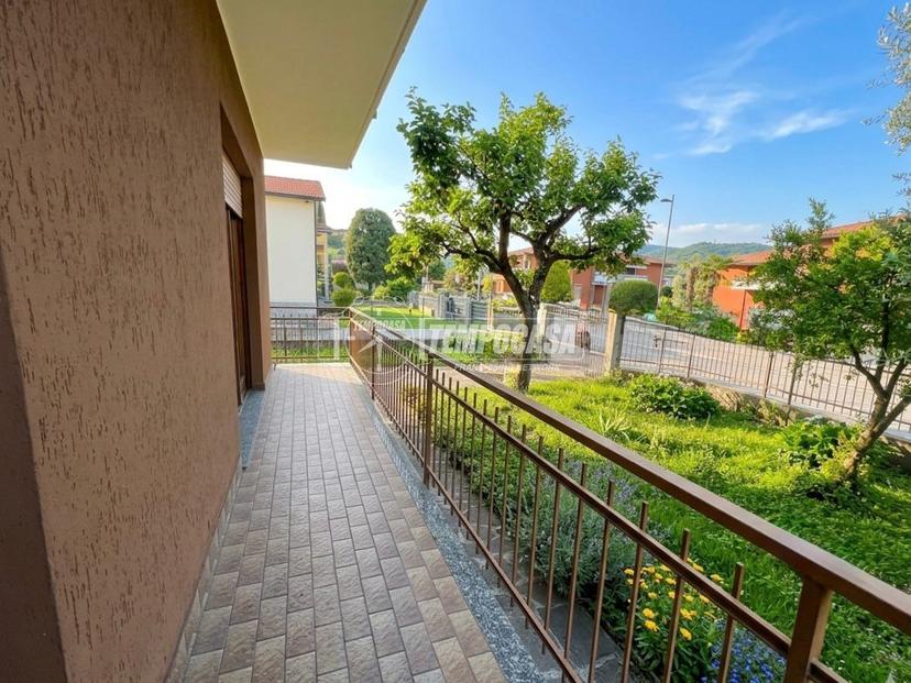 Villa a schiera in Via Don Luigi Monti, Credaro — foto 2 di 5