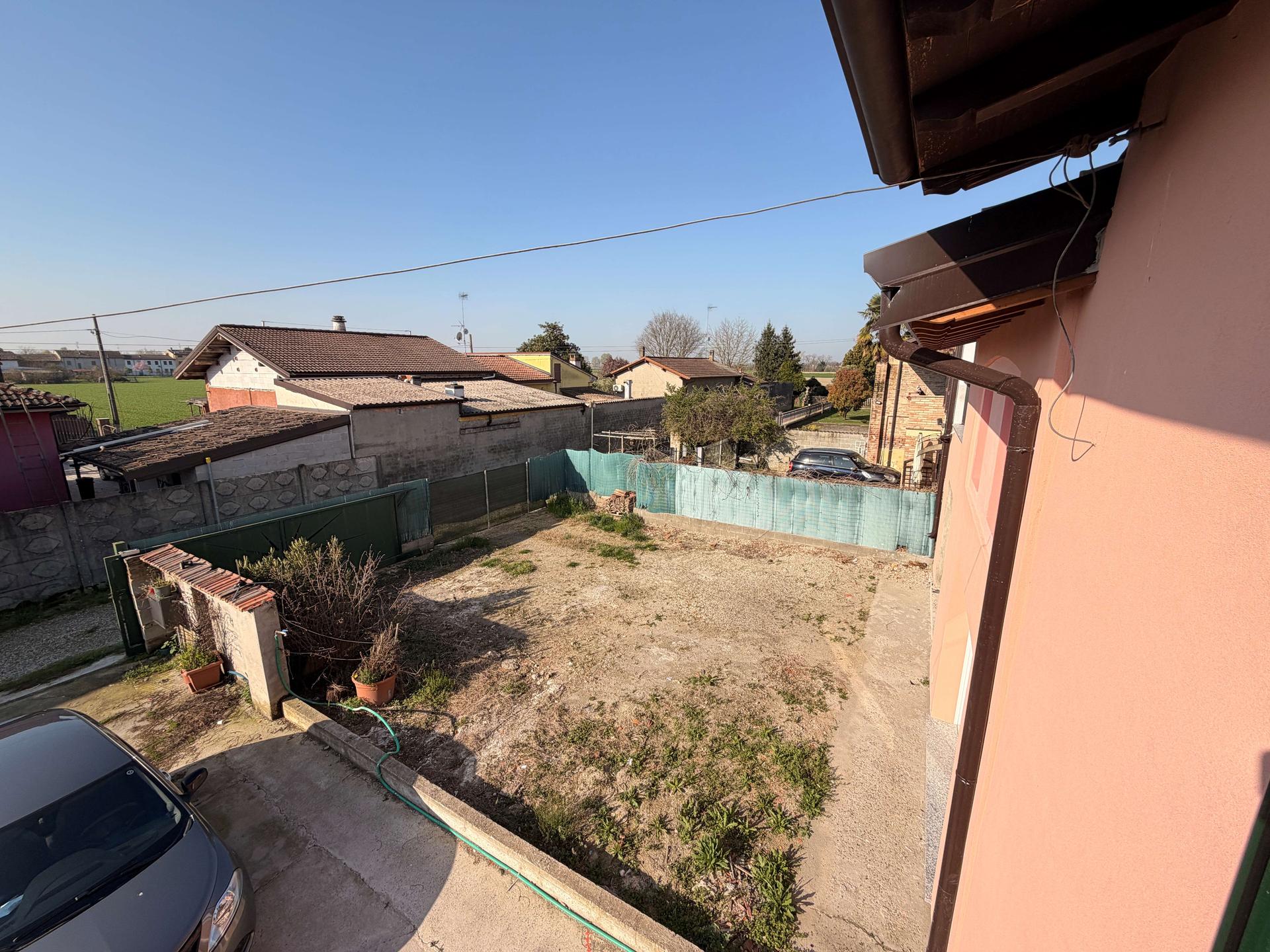 Casa indipendente, Voghera