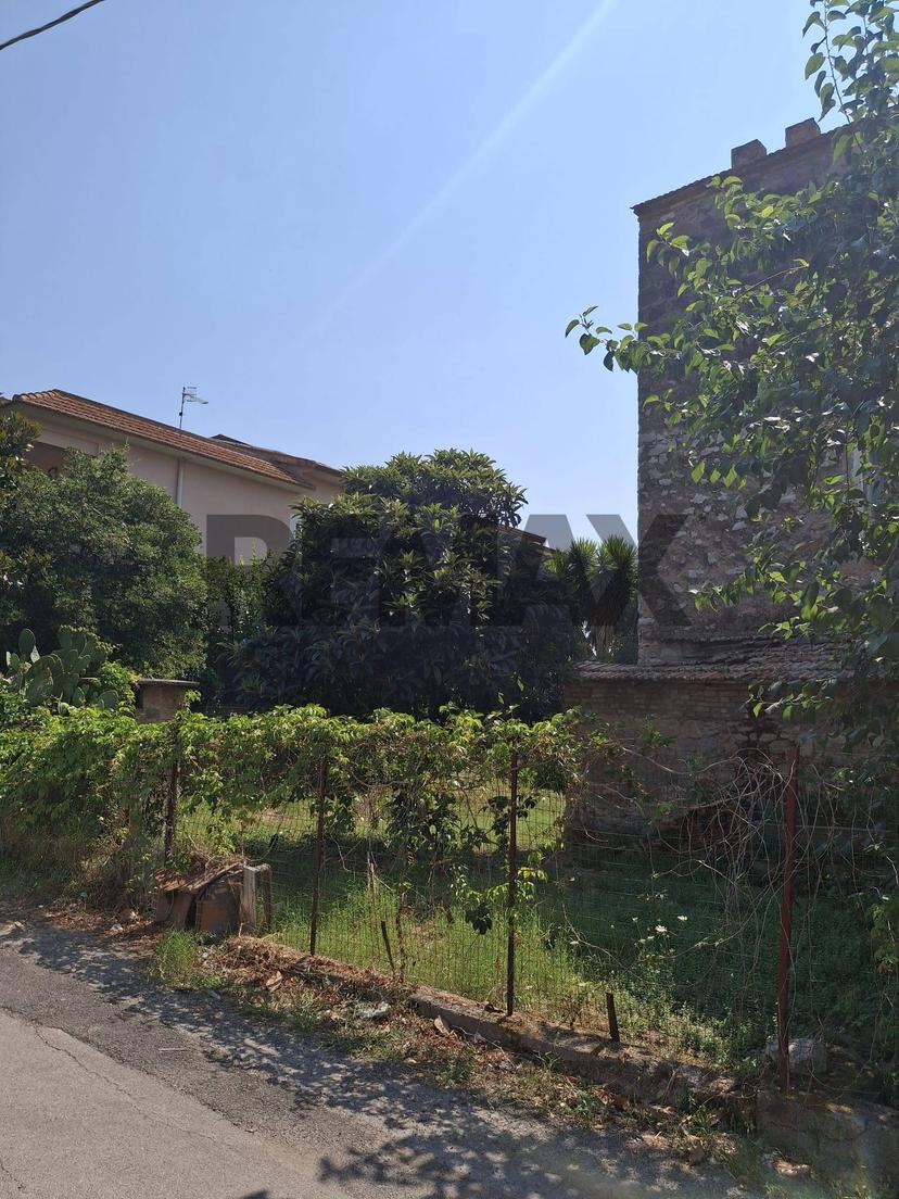 Casa indipendente, Santi Cosma e Damiano — foto 3 di 5