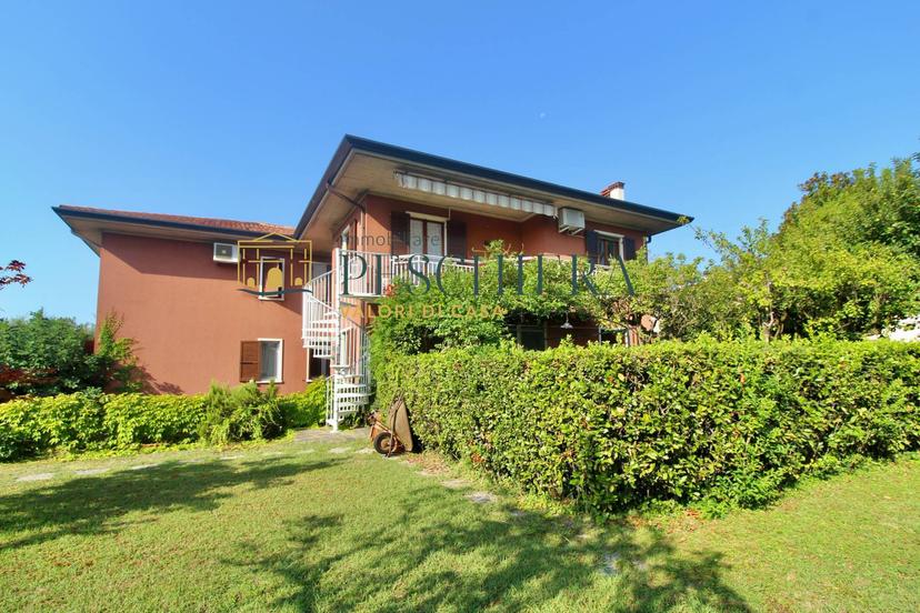 Trilocale in Via Piemonte 11, Peschiera del Garda