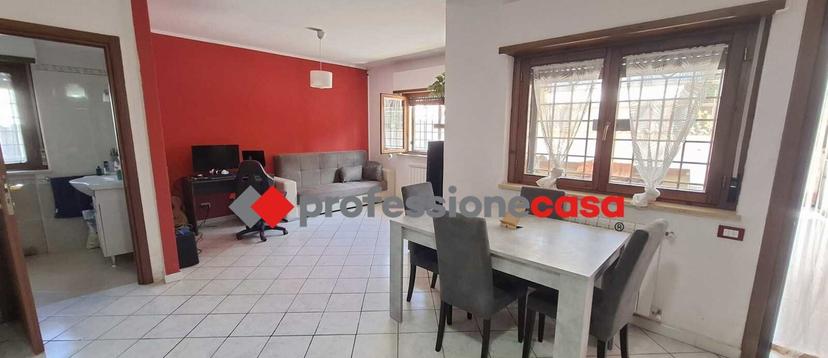 Villa a schiera in Via Firenzuola, Pomezia