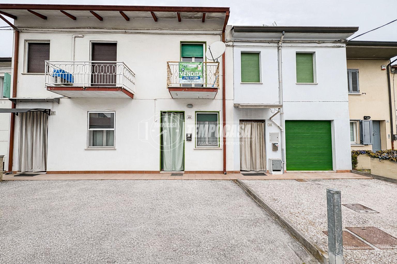 Casa indipendente in Via Cesenatico 468, Cesenatico