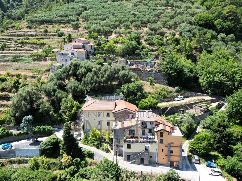 Villa a schiera in Via Felice Cascione 19, Ventimiglia — foto 3 di 5
