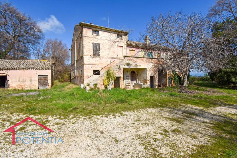 Rustico in C.da Bagnola 2, Potenza Picena — foto 5 di 5