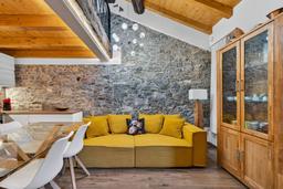 Monolocale, Perledo