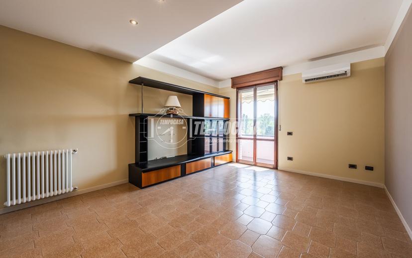 Quadrilocale in Via Giuseppe Verdi 16/B, Castelvetro di Modena — foto 4 di 5