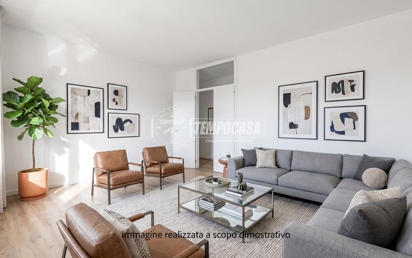 Trilocale in Via Rebaglia 7, Somma Lombardo