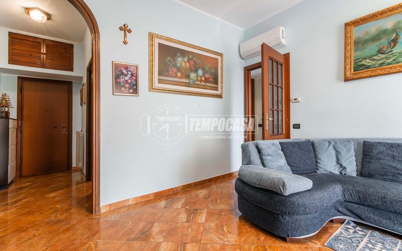Trilocale in Via Monterubiano 9, Veniano