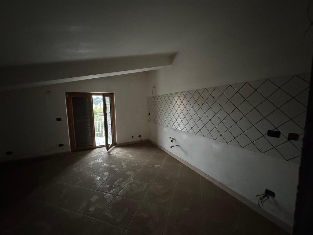 Trilocale in Via Don Luigi Sturzo Snc, Villafranca Tirrena