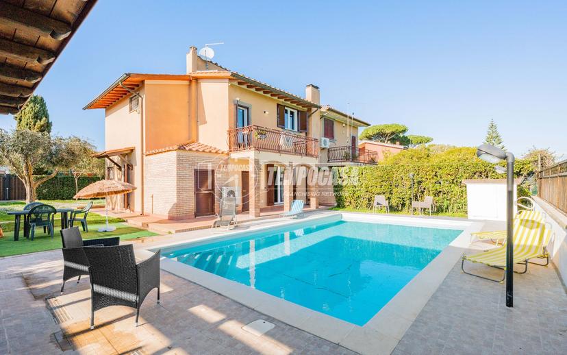 Villa a schiera in Via del Sagittario, Ladispoli — foto 2 di 5