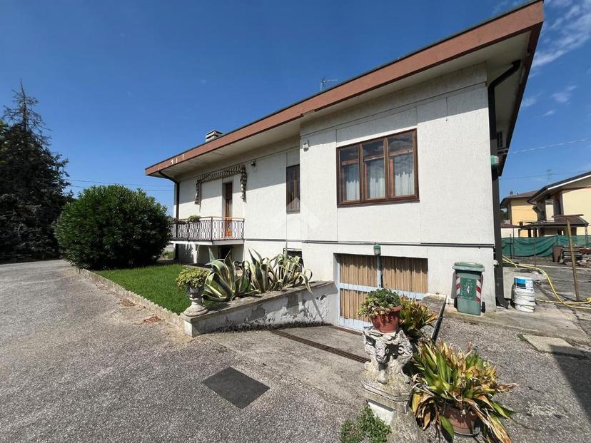 Villa in Via Trieste, Castel d'Ario — foto 4 di 5