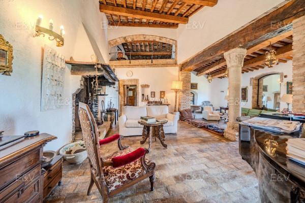 Casale in Località Colle Fabbri, Spoleto — foto 4 di 5