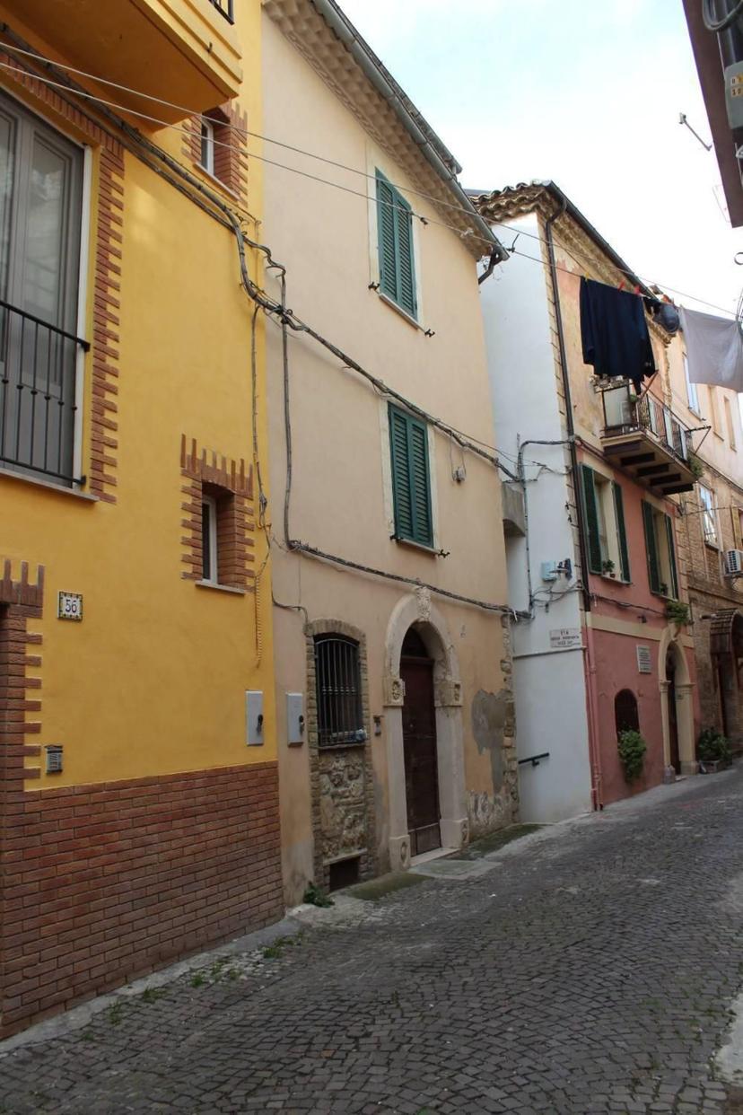Casa indipendente in Regina Margherita 52, Montenero di Bisaccia — foto 2 di 5