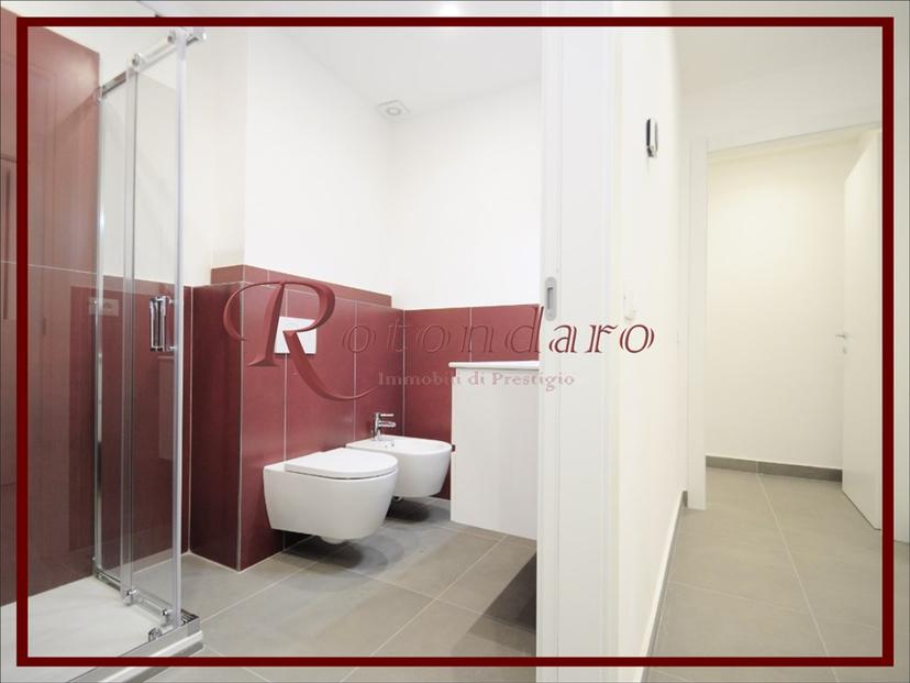 Quadrilocale in Via Privata Andrea Pellizzone, Milano