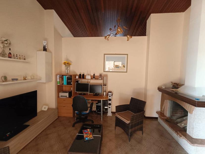 Trilocale in Via Benedetto Genovesi 145, Barcellona Pozzo di Gotto — foto 3 di 5