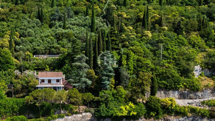 Villa unifamiliare, Torri del Benaco — foto 4 di 5