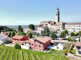 Trilocale in Viale Garibaldi 30, Colognola ai Colli
