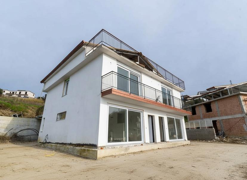 Villa bifamiliare in Località Santa Caterina  Snc, Ogliastro Cilento — foto 2 di 5