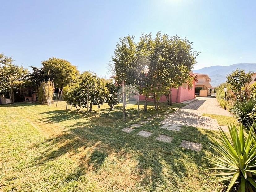 Casa indipendente in Via Franco Gallese 10, Avezzano — foto 3 di 5
