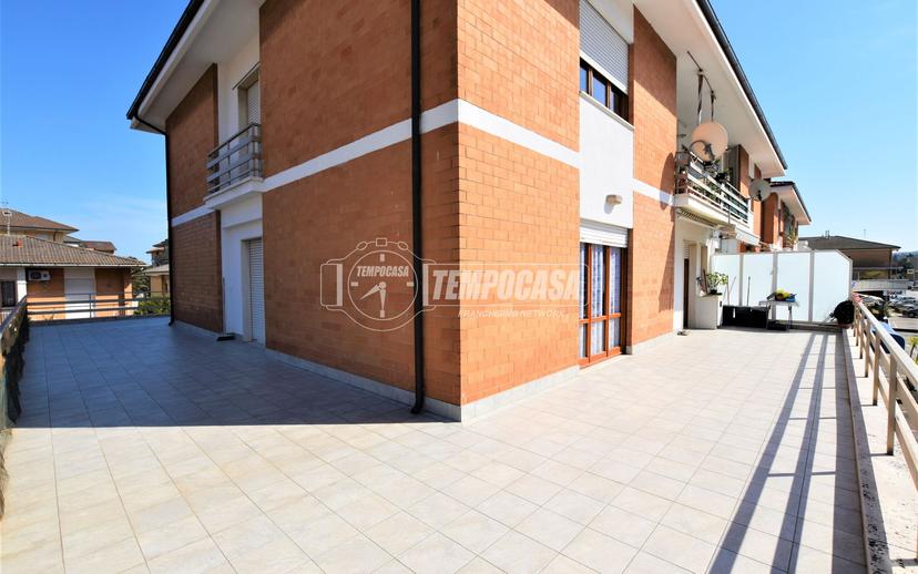 Quadrilocale in Via Ludovico Ariosto 35, Porto San Giorgio — foto 3 di 5