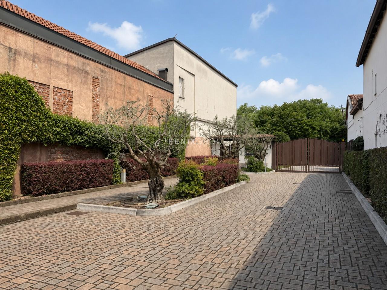 Quadrilocale in Via Silvio Pellico 18a, Monza
