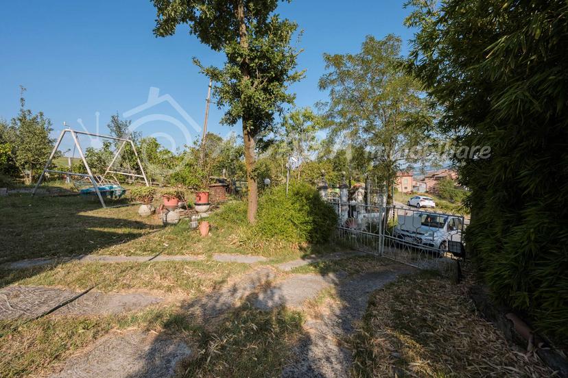 Casa indipendente in Strada Case Caselli 118, Medesano — foto 5 di 5