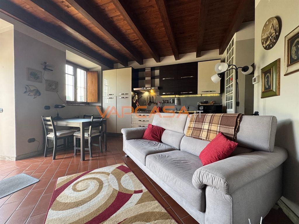 Bilocale in Via Colloeni 14, Cavernago