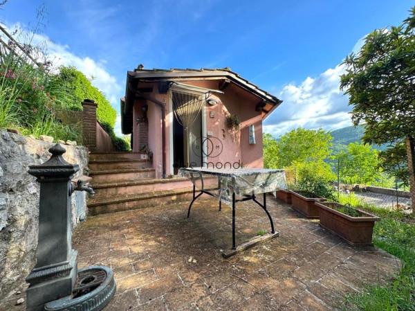 Casale in Via dei Tigli, Sant'Anatolia di Narco — foto 2 di 5