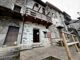 Casa indipendente, Forcola