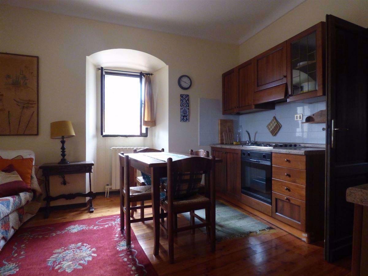 Bilocale in Via Vicolo Castello 1, Envie