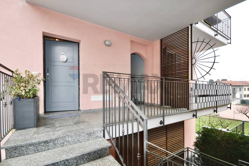 Trilocale in Via Garibaldi 80, Carnago — foto 3 di 5