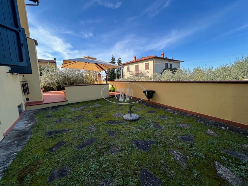 Villa, Castelfranco Piandiscò — foto 3 di 5