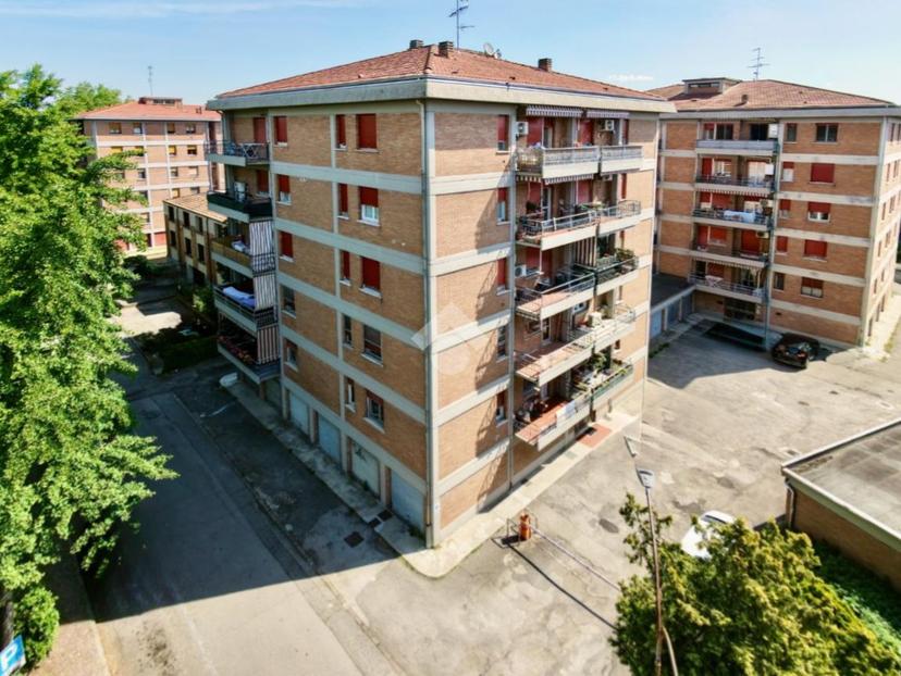 Trilocale in Via Giovanni Pascoli 12, Guastalla — foto 4 di 5