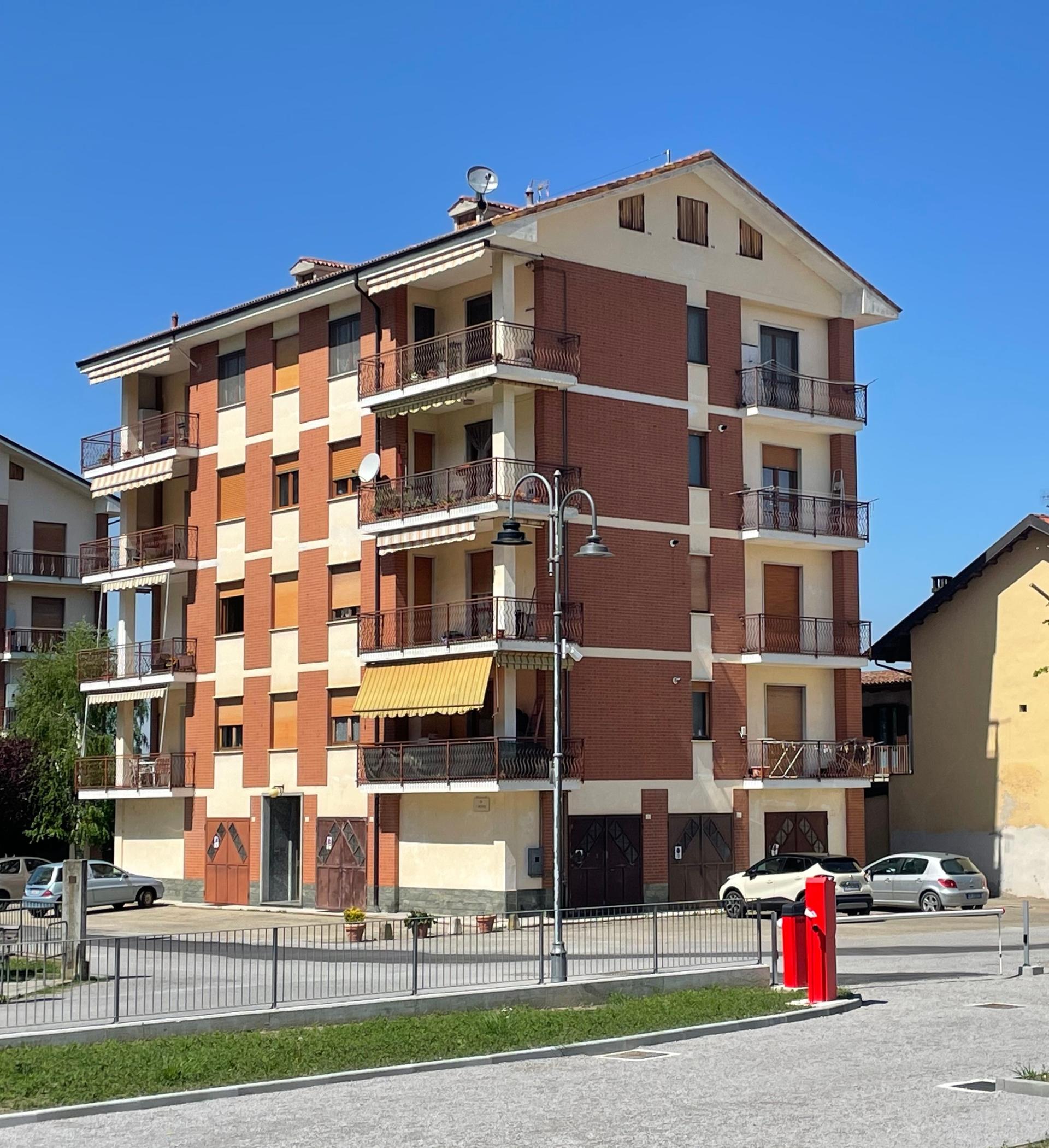 Quadrilocale in Via 1° Maggio 12, Dogliani