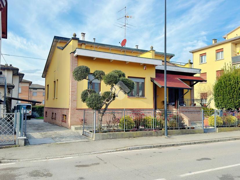Villa in Via Giuseppe Garibaldi 21, Sorbolo Mezzani — foto 4 di 5