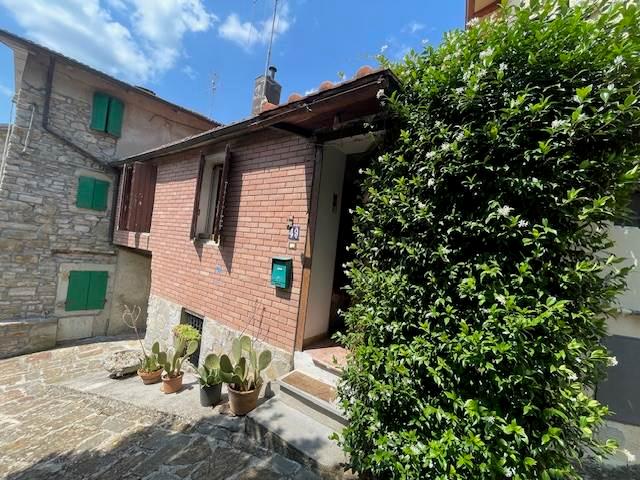 Casa indipendente in Via Serrucce, San Benedetto Val di Sambro — foto 2 di 5
