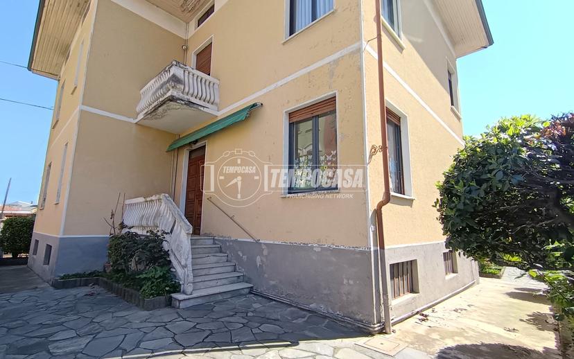Villa a schiera in Via G. Mazzini, Ponderano — foto 2 di 5
