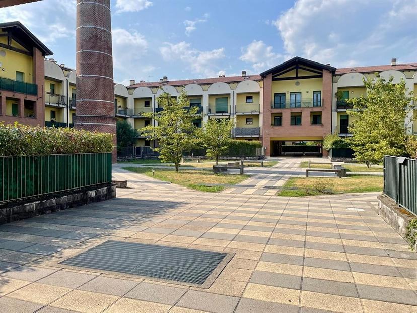 Bilocale in Via Guglielmo Marconi 100, Fagnano Olona — foto 2 di 5