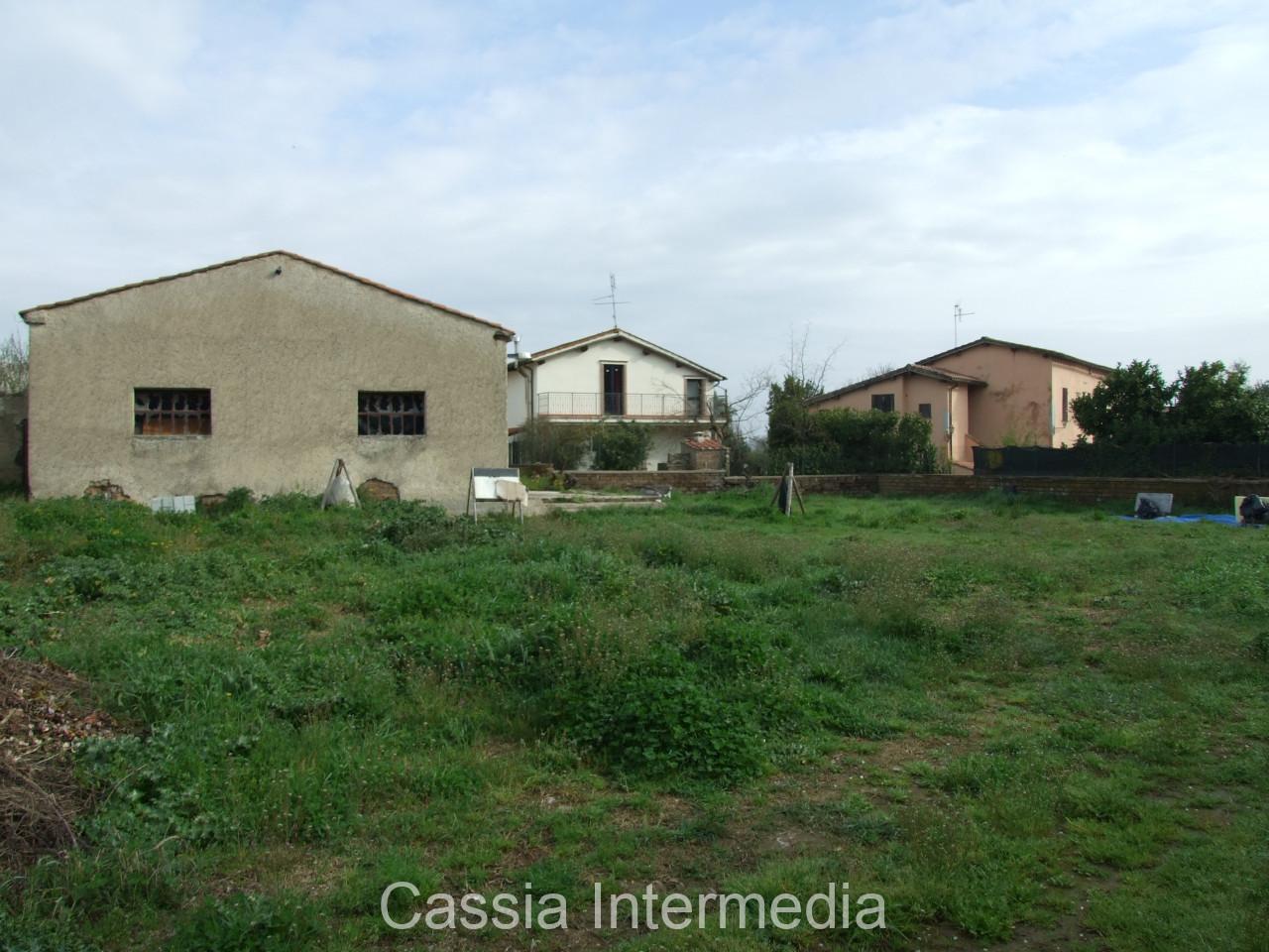 Casale in Via Mattioli 8, Castel Sant'Elia