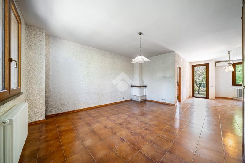 Villa a schiera in Via Antica 20, Reggio nell'Emilia — foto 3 di 5