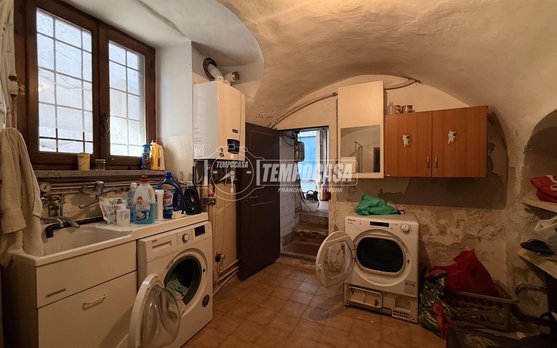 Casa indipendente in Via Roma, Masserano