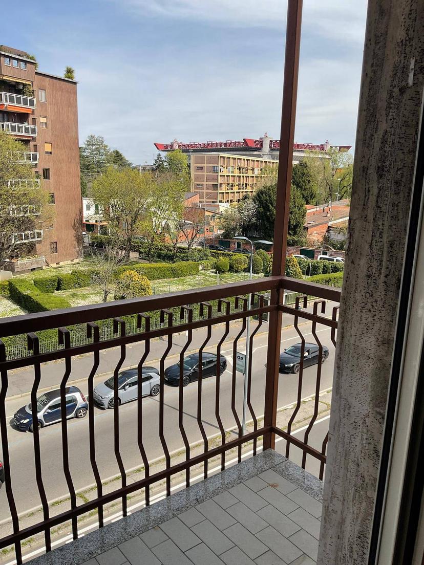 Bilocale in Via Novara 157, Milano