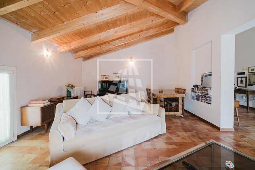 Casa indipendente in Via Adelmo Tirabassi 37, Reggio nell'Emilia — foto 5 di 5