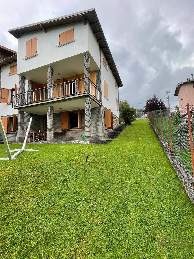 Casa indipendente in Via Monte Croce, Leffe — foto 3 di 5