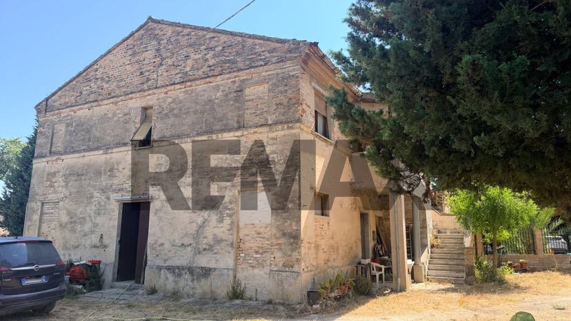 Rustico, Potenza Picena — foto 3 di 5